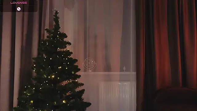 UrLittleVikky webcam