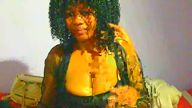 Augustine-Blooomxx webcam