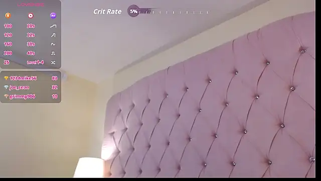 Hillary_Thomson webcam