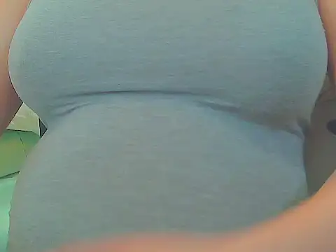 keepmepregnantT webcam