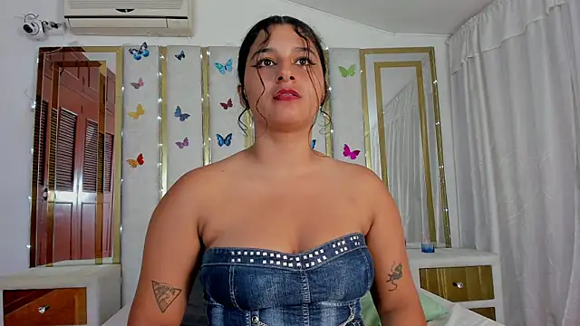 MeganBrounette webcam