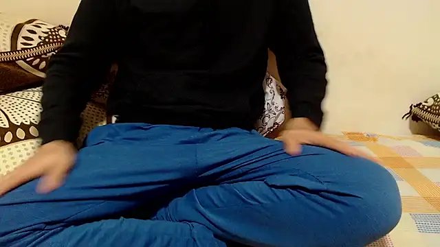 alexdelarge323 (M young) - CUM!! Getting horny AGAIN!!!