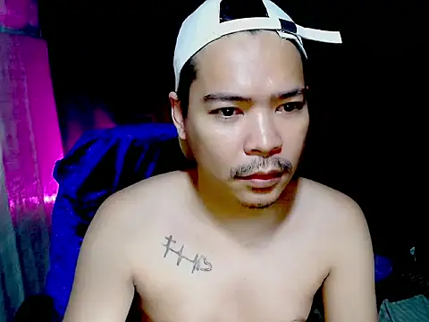 MANIACasianX webcam