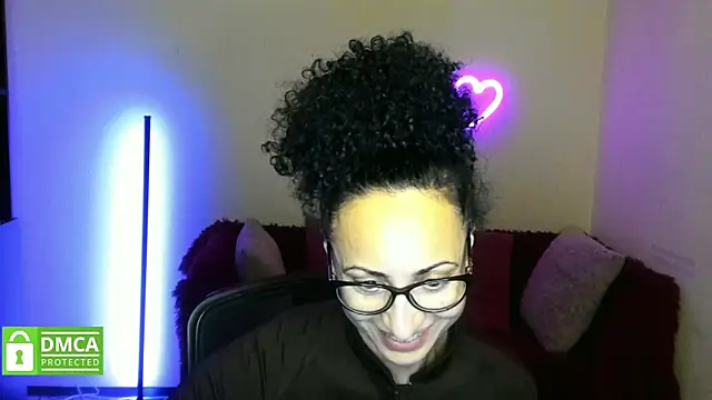 Arianasweety23 webcam