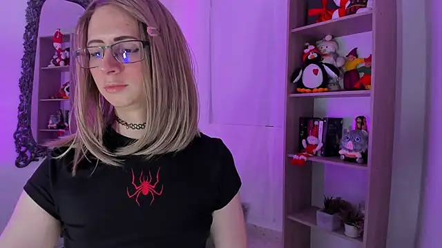 KimberlyJohnsoon webcam