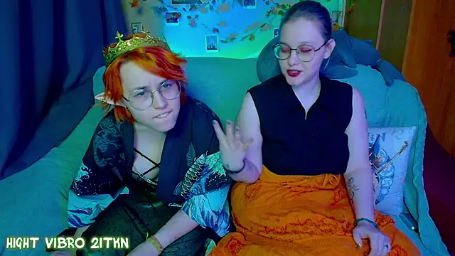 trickykitsune (F teen) - 🍀 Spank tits x10