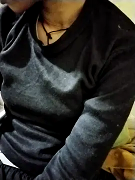 Webcam Model (Ragini-Devi)  is live.Free join now!