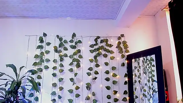 mariiana-diaz webcam