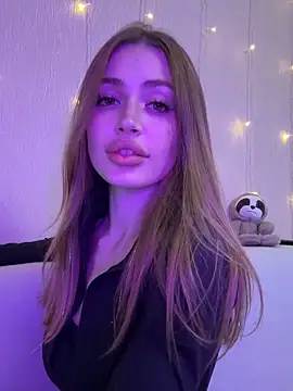 Elizabeth_Tay webcam