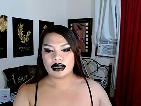 TSbrianaHugeCock webcam