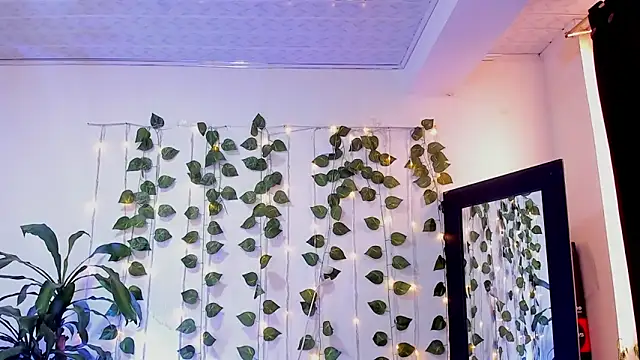 mariiana-diaz webcam