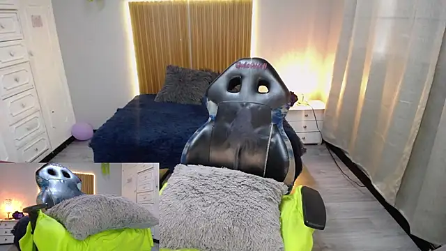 Kate_Laurence_ webcam