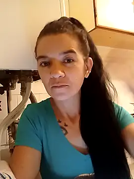 alinaalinutzq webcam