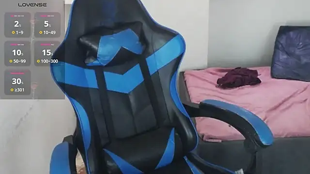 Chantalvedette webcam