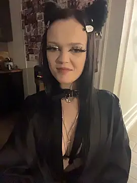 PorcelainAnora webcam