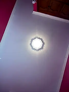 rileyflame (F teen) - SQUIRT LIKE A TSUNAMI