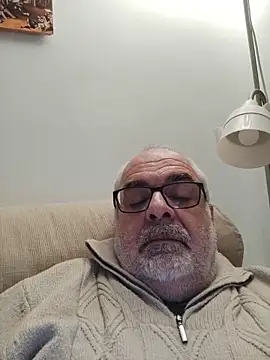 satiro_sevilla (M mature) - Masturbación hasta el final con corrida