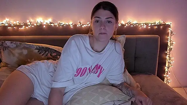 Fountainsquirtalexandra webcam