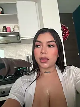 Webcam Model (Skyy_Angel)  is live.Free join now!