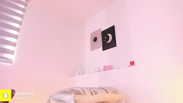 nicolette_bale webcam