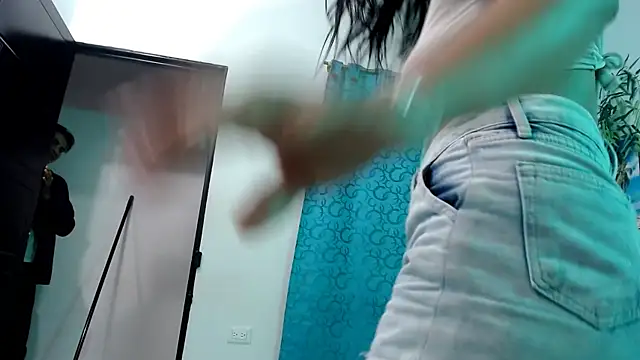 eladyrous98 - Eladyrous98's free webcam - UK Sex Cams