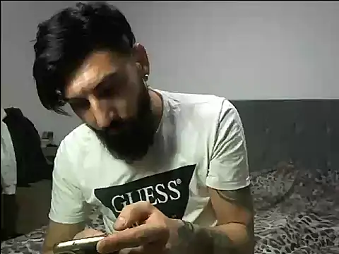 Alexsins22 webcam