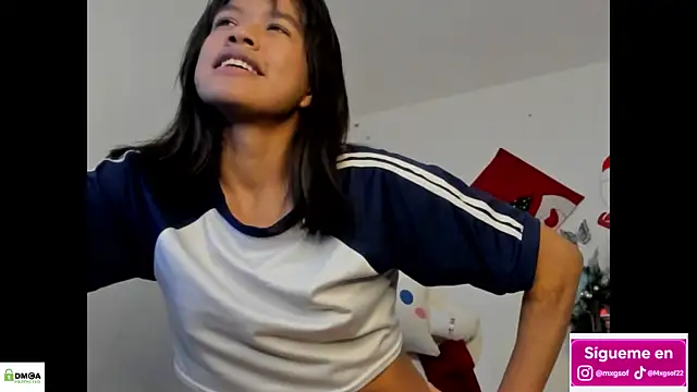 meganthompsonn22 webcam