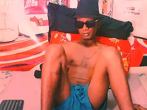 IndianThuggin webcam