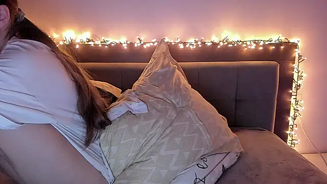 Fountainsquirtalexandra webcam