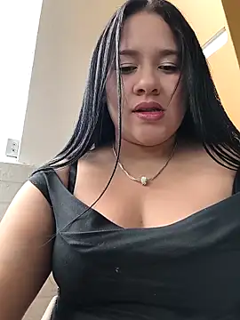 Kendra-daring webcam