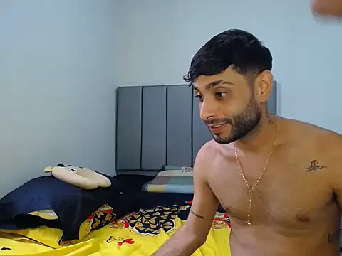 Sexy_accommodating_guys webcam