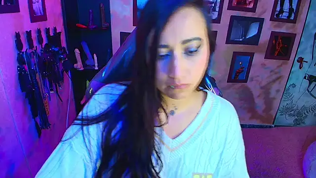 cherryy_bombshelll webcam