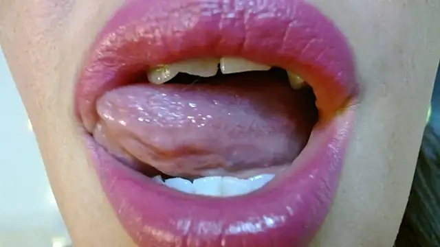 miss_evoleth2 webcam