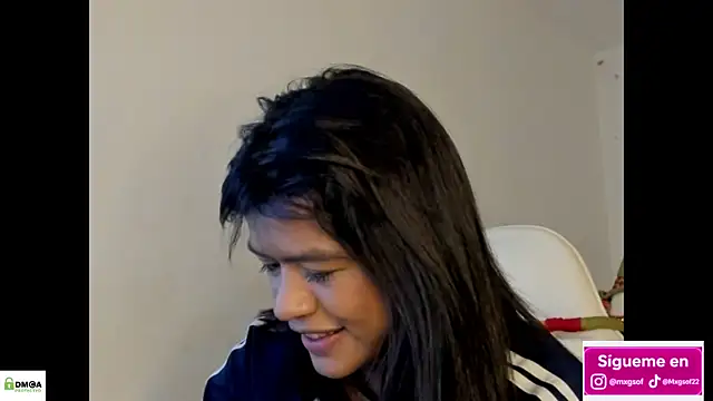 meganthompsonn22 webcam