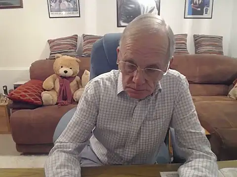 ferret7777 (M grandpa) - just to get enough tkns for min payout