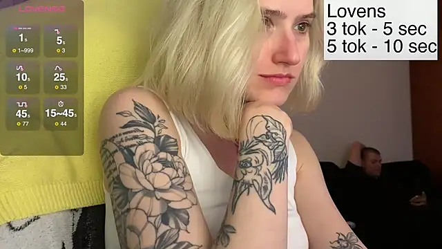 Sexy_Sweets live webcam from Russia on Ufotopia – Live Cams & Video Chat