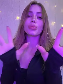 Elizabeth_Tay webcam