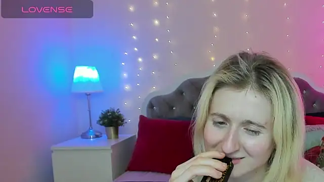 CamillaDreamer webcam