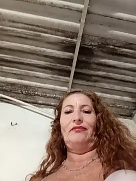 sexy-woman-mature (F mature) - squirtr