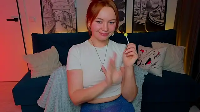 PaigeHalliwell_ webcam