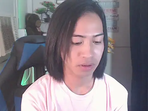 Miracle_TheBrat webcam