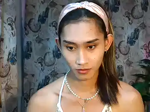 youarea_dreamer webcam