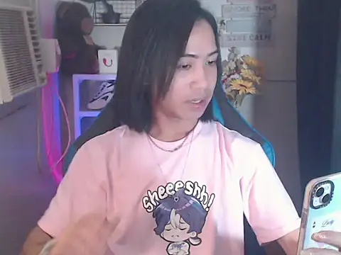 Miracle_TheBrat webcam