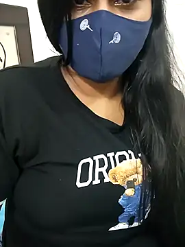 Shy_Peehu webcam