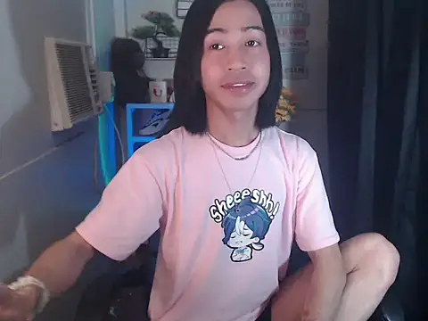 Miracle_TheBrat webcam