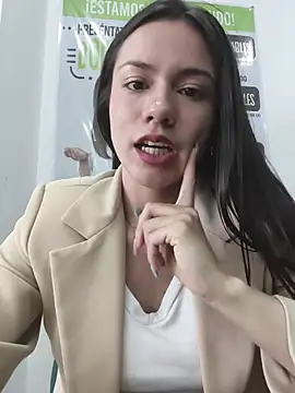 CHARLOTTE__05 webcam