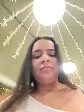 Julieth_hot-69 webcam