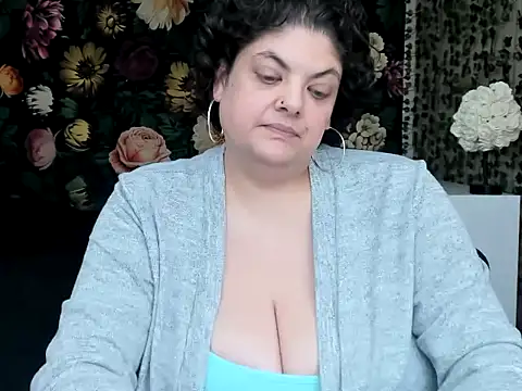 Exxxotic_Melons webcam