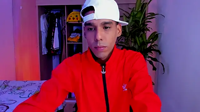 Damianwhite webcam stripchat model stream image