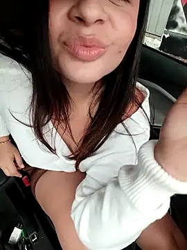 Julieth_hot-69 webcam